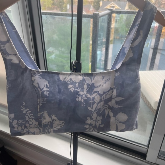 Like New. Reformation Palm 2-Piece Matching Linen Skirt Set. (EUC). Size: 12 - Picture 3 of 6